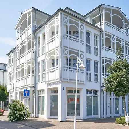 Im 2 Og Mit Balkon In Apartment *